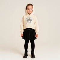 Completo Bambina 2 Pezzi – Felpa con Cappuccio e Gonna a Pieghe