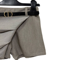 Pantaloncino effetto gonna da bimba con pieghe