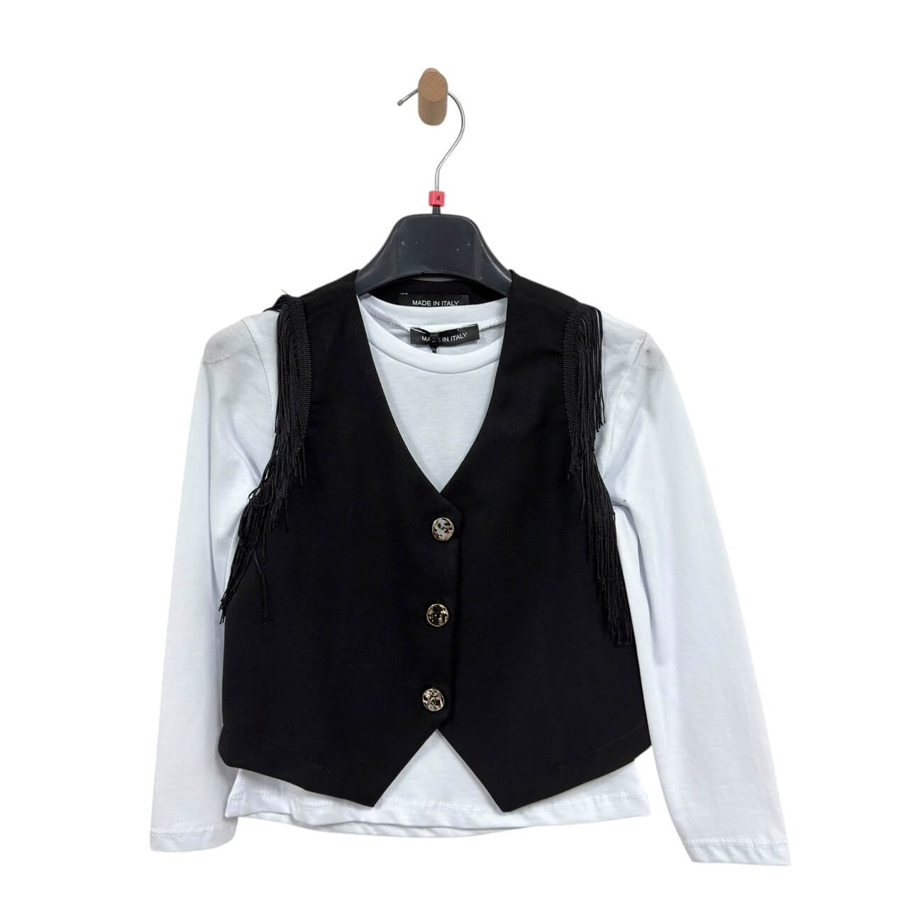 Maglia in cotone e gilet con frange