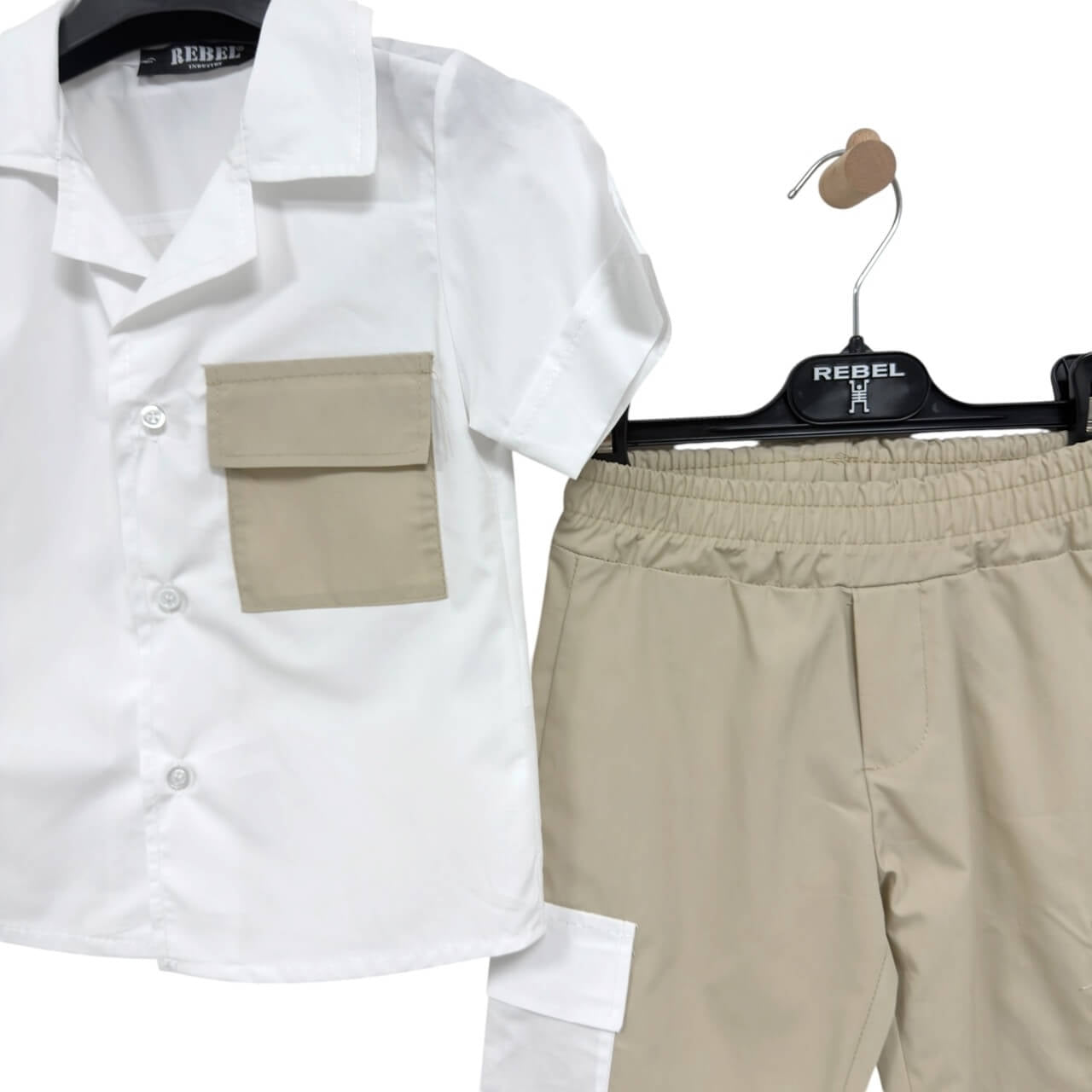 Completo Rebel